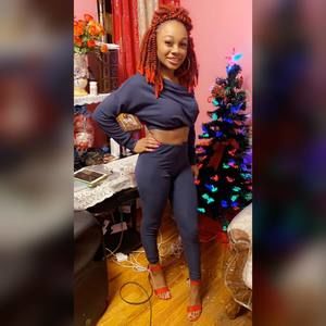 Meet your Posher, La dominic